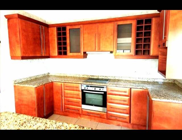 4 BEDROOM PROPERTY TO RENT IN BIRDSWOOD